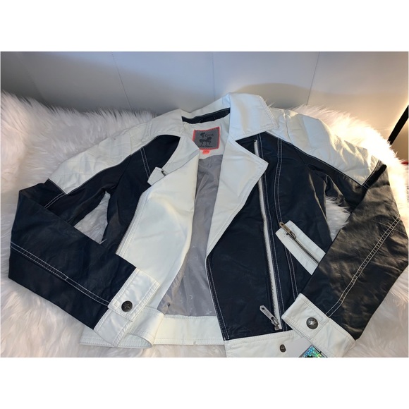 NWT! LAST ONE! Circus by Sam Edelman Moto Jacket! - Picture 2 of 4